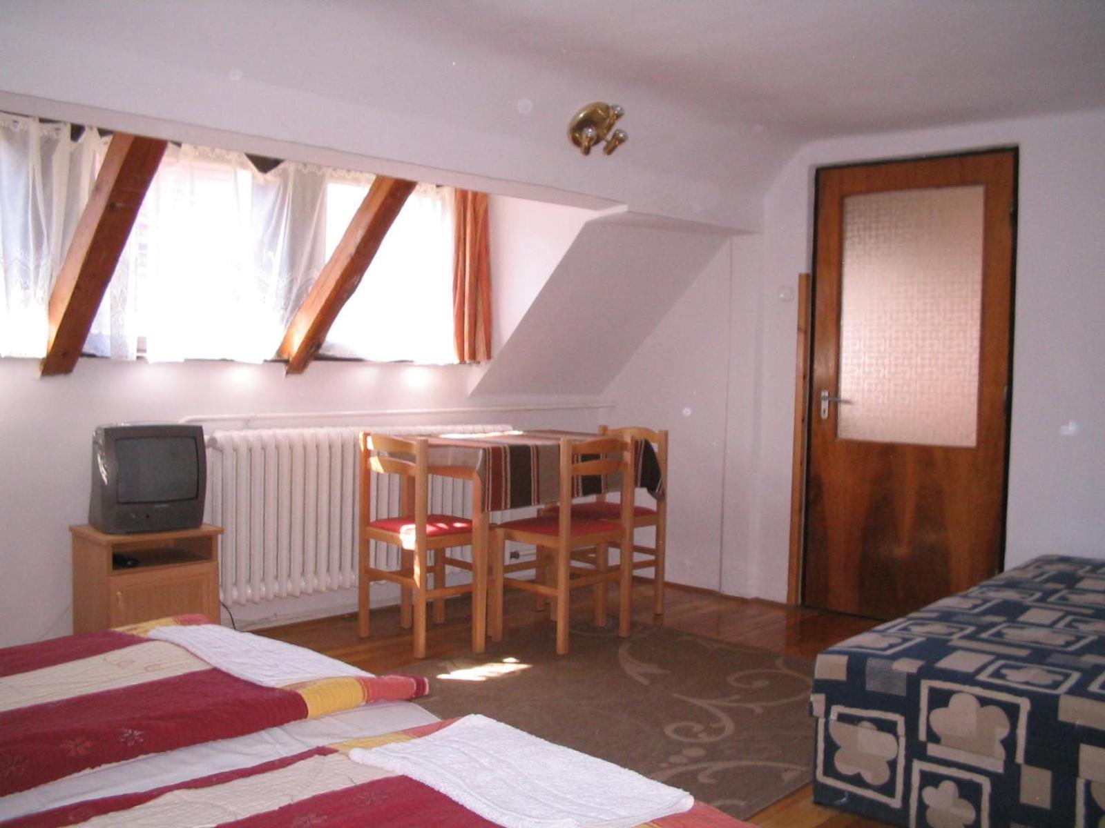 Burg Eger Hotel Bagian luar foto