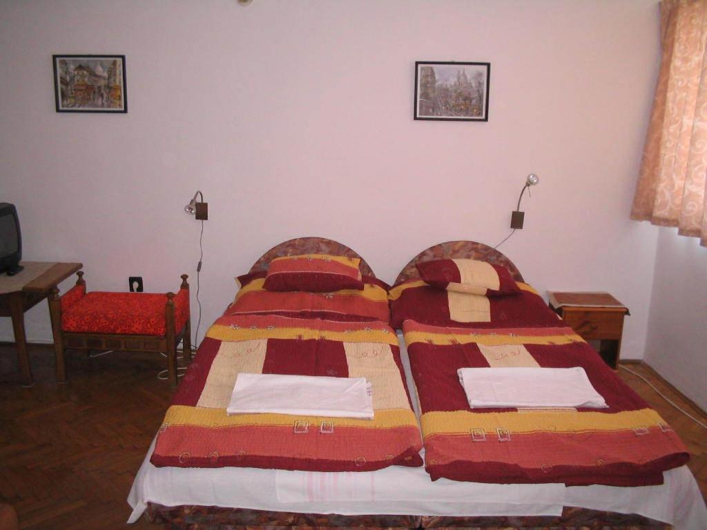 Burg Eger Hotel Ruang foto