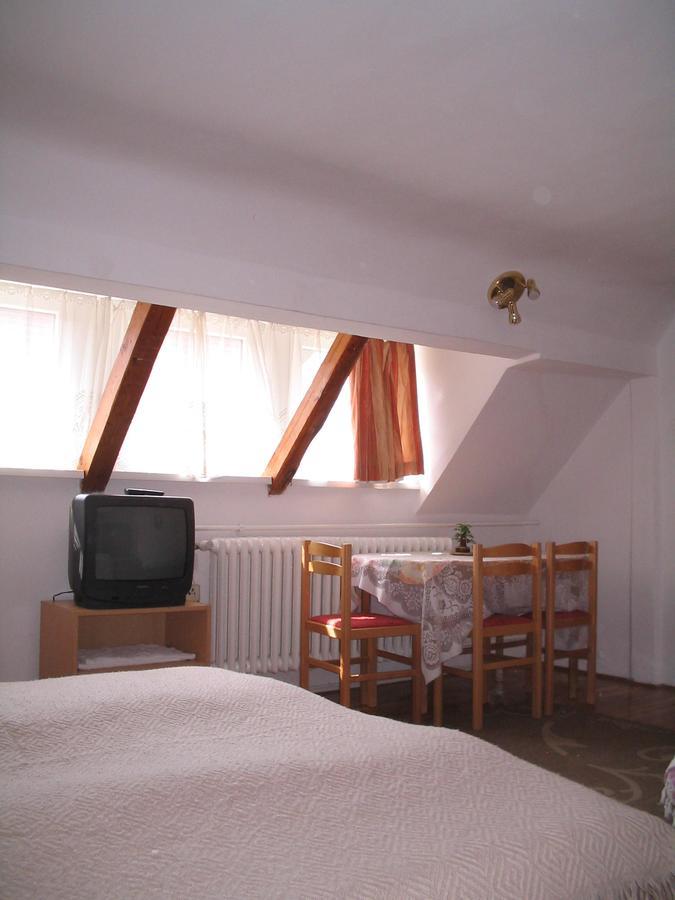 Burg Eger Hotel Bagian luar foto